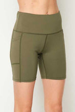 Load image into Gallery viewer, Shorts - Leggings - Black