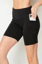 Load image into Gallery viewer, Shorts - Leggings - Black
